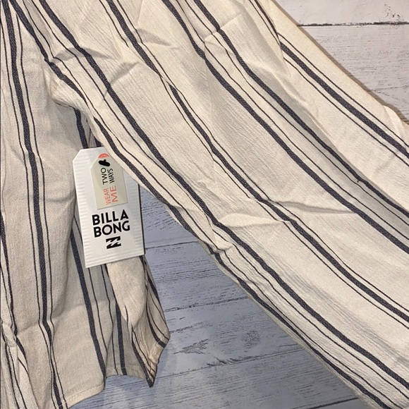 ❌SOLD LOCALLY- NWT Billabong top - Picture 6 of 11